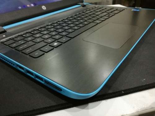 1ST BID TAKES!!!*BEAUTIFUL*HP PAVILION 15*i5-4210U*BEATS AUDIO*R22000 RETAIL*6GB RAM*1000GB HDD